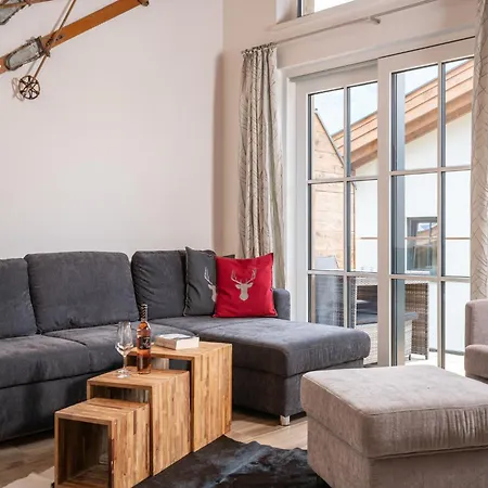 Holiday home In Near Slopes, Cleaning Included Piesendorf